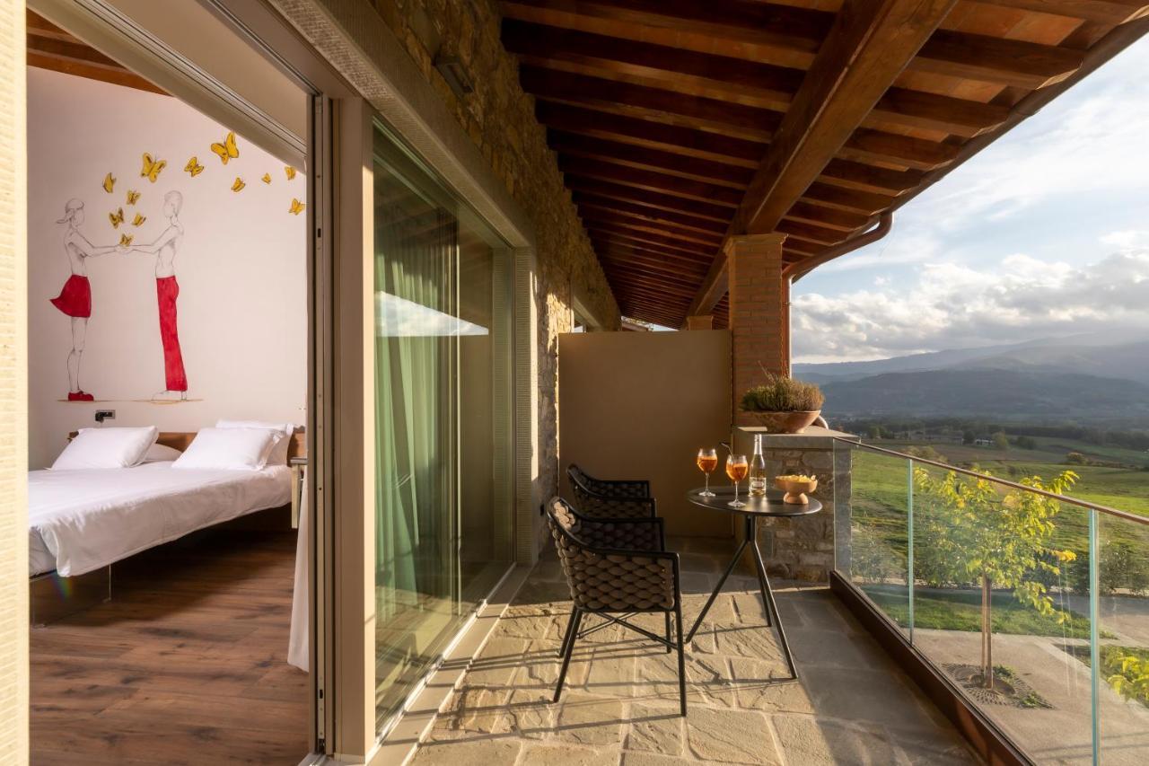 Borgo Corsignano Guest House Poppi Bagian luar foto