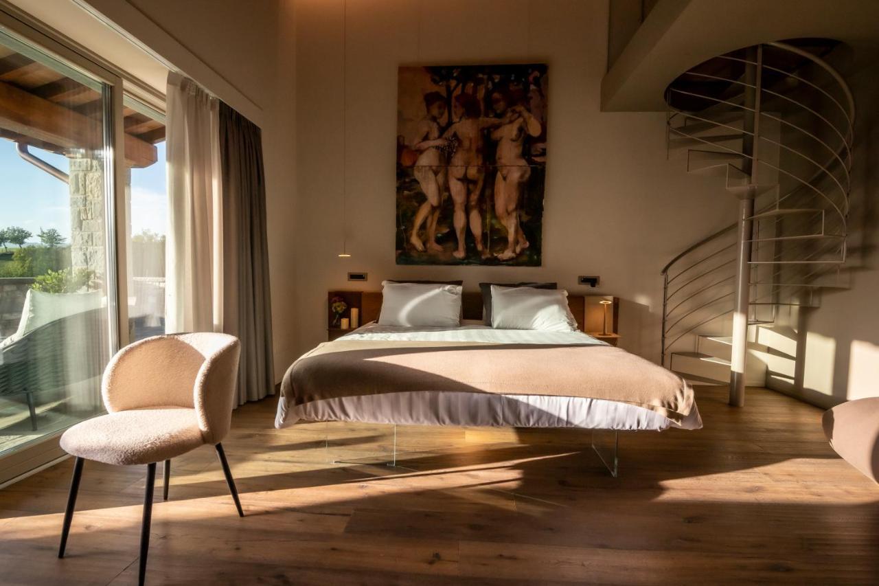 Borgo Corsignano Guest House Poppi Bagian luar foto